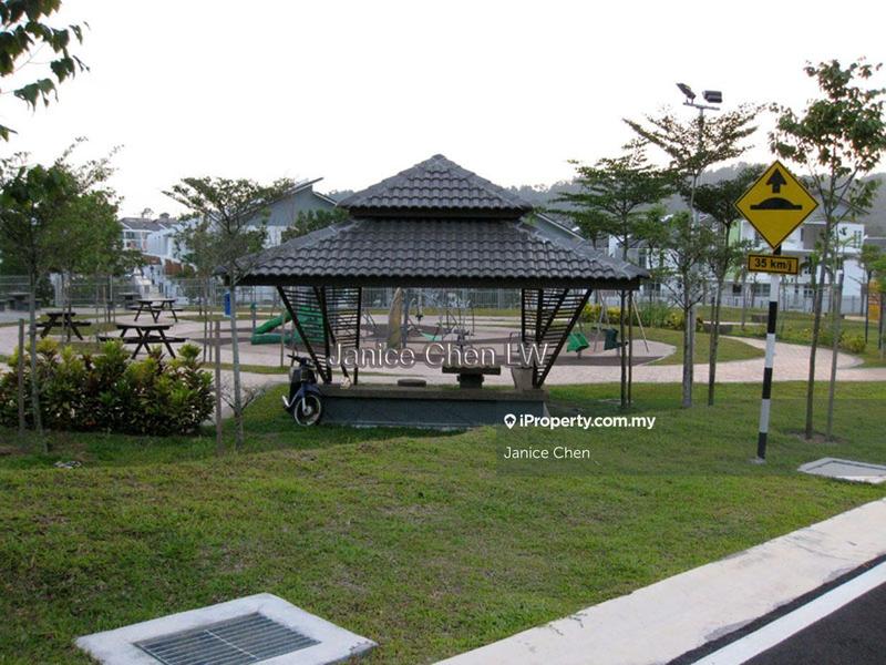 Rumah Berangkai 3 Tingkat untuk Dijual di Bandar Kinrara Seksyen 1, Bandar Kinrara oleh Janice Chen - iProperty.com.my