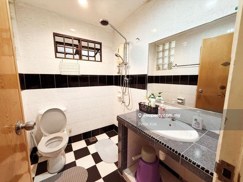 Semi-Detached House for Sale in Seksyen 5, Petaling Jaya by Peter Kok - iProperty.com.my