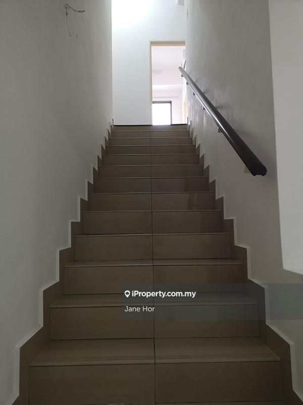 Townhouse for Sale in 16 sierra, Puchong by Jane Hor - iProperty.com.my
