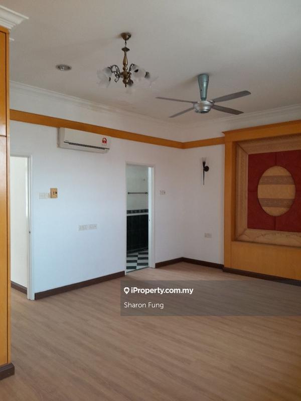 For Sale - Tiara Duta