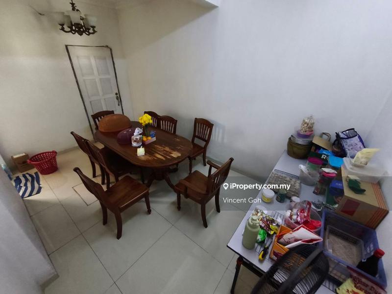 Rumah Berangkai 2.5 Tingkat untuk Dijual di Desa Latania, Shah Alam oleh Vincent Goh - iProperty.com.my