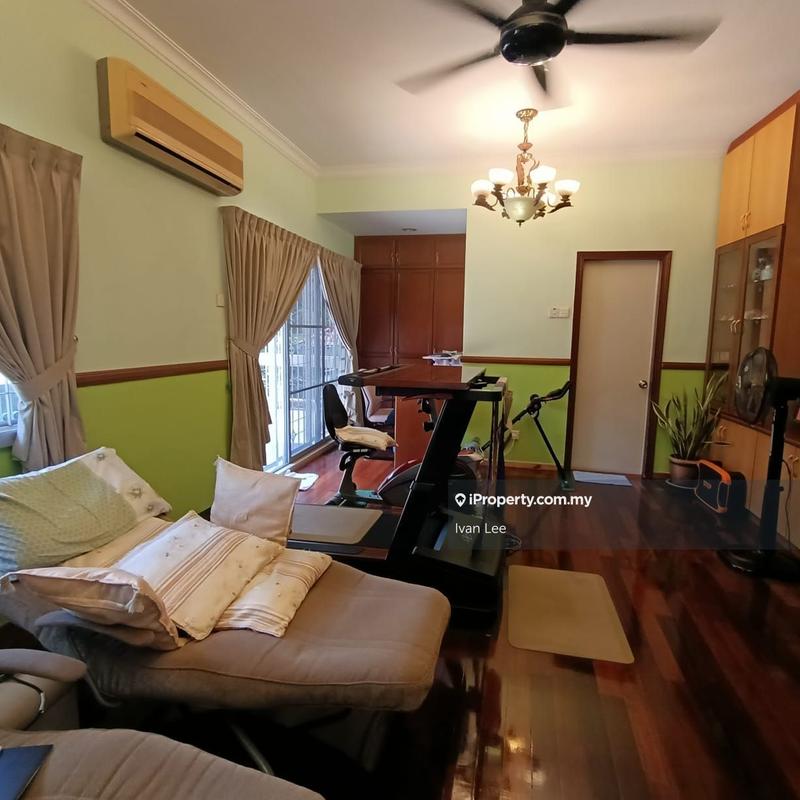 Bungalow House for Sale in Seksyen 17, Petaling Jaya by Ivan Lee - iProperty.com.my