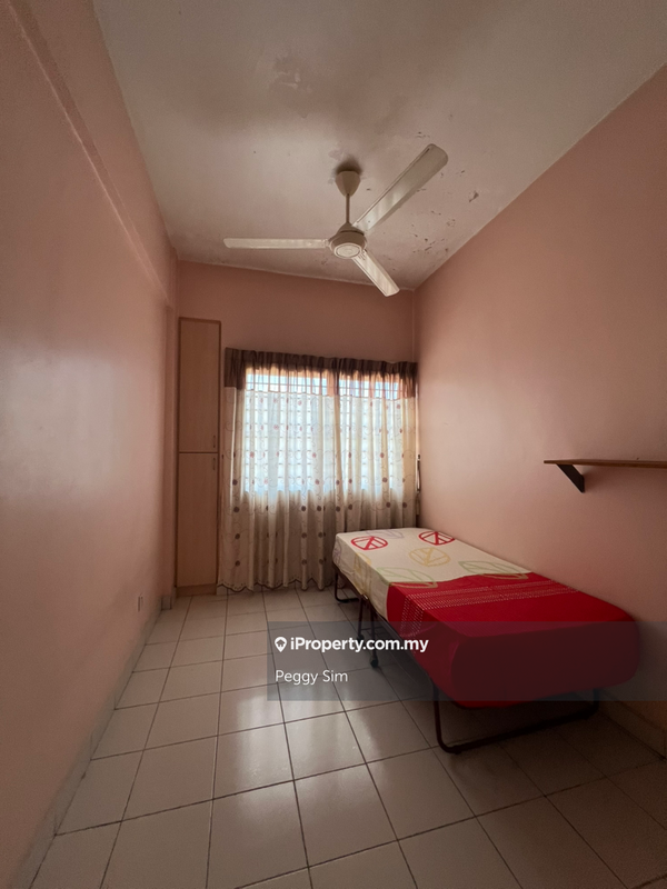 Condominium for Sale in La Vista Condominiums by Peggy Sim - iProperty.com.my