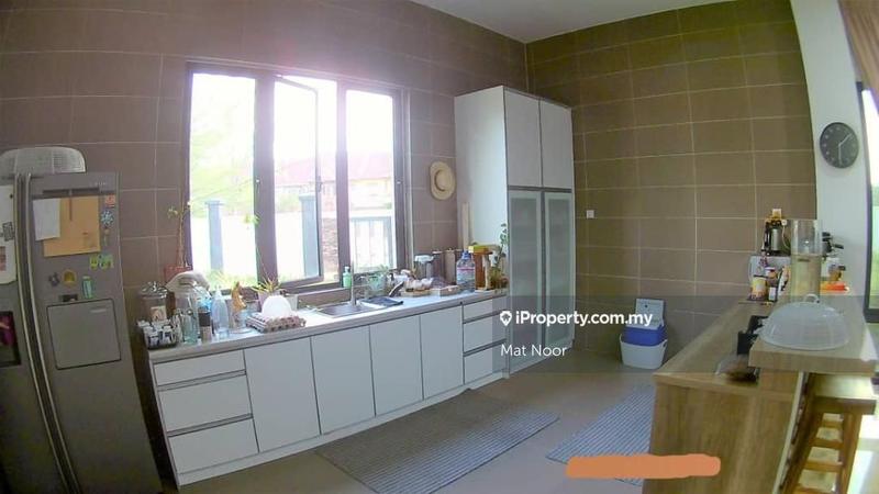 Bungalow House for Sale in Seksyen 7, Shah Alam by Mat Noor - iProperty.com.my