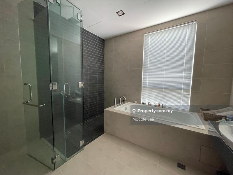 Kondominium untuk Dijual di Infinity Beachfront Condominium oleh Mocole Lee - iProperty.com.my
