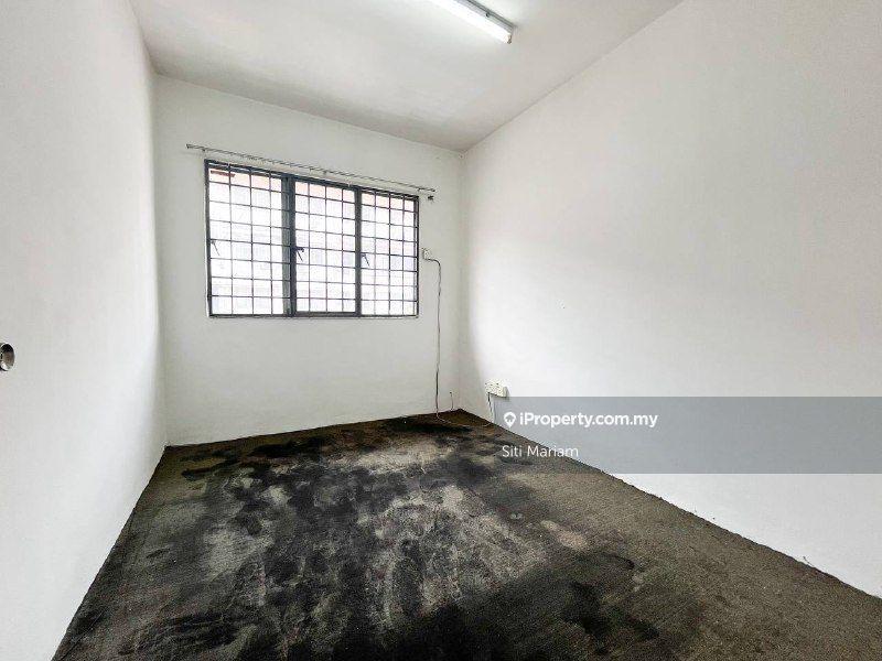 Shop-Office for Sale in Ampang, Ampang by Siti Mariam - iProperty.com.my