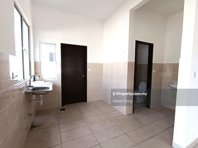 2-storey Terraced House for Sale in oihs2, Beranang by Steven Yong - iProperty.com.my