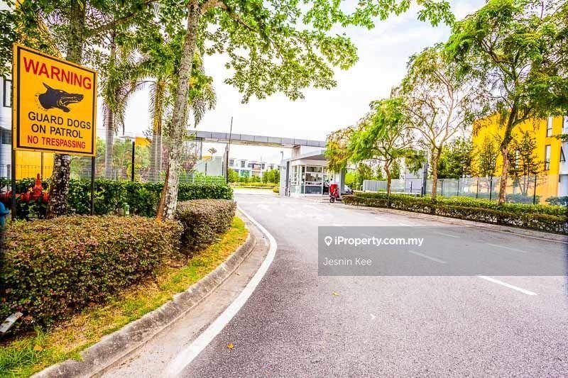 Rumah Berangkai 3 Tingkat untuk Dijual di Lake Fields, Sungai Besi oleh Jesnin Kee - iProperty.com.my