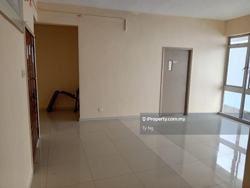 For Rent - Ria Apartment