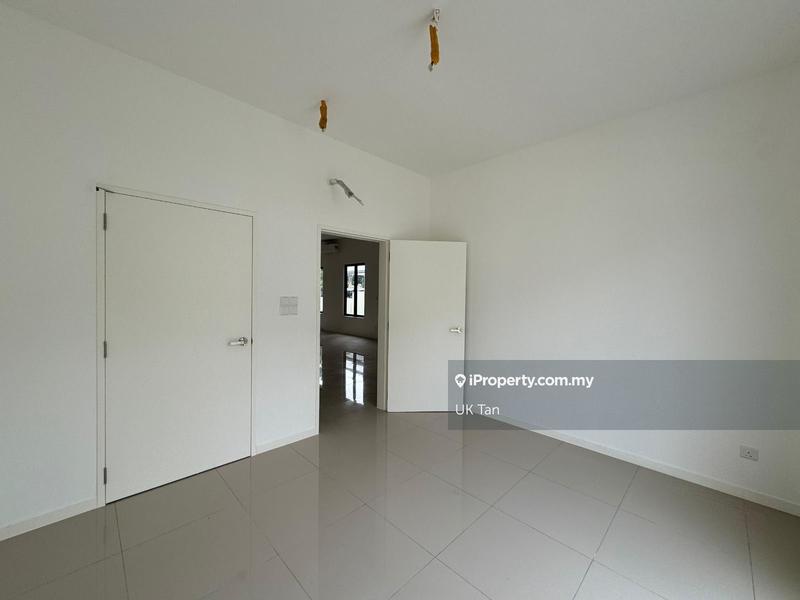 Semi-Detached House for Sale in Bandar Tropicana Aman, Telok Panglima Garang by UK Tan - iProperty.com.my