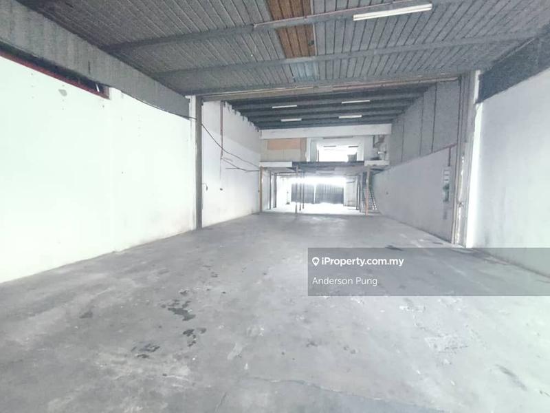 For Rent - Link Factory 30x100