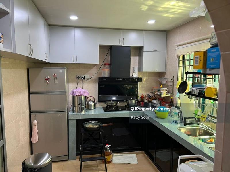 Rumah Teres 2-Tingkat untuk Dijual di Taman Ikhlas, Bandar Sungai Long oleh Katty Soon - iProperty.com.my
