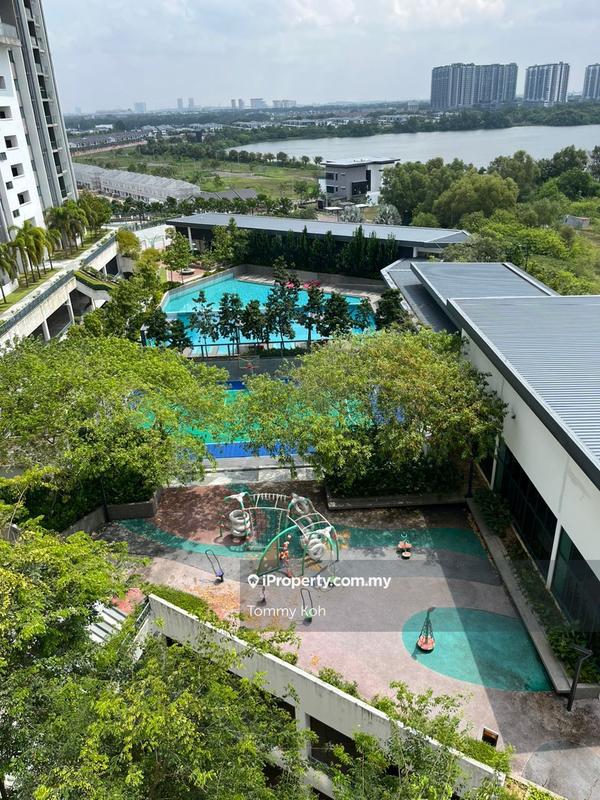 Condominium for Sale in Skyvilla @ D'Island by Tommy Koh - iProperty.com.my