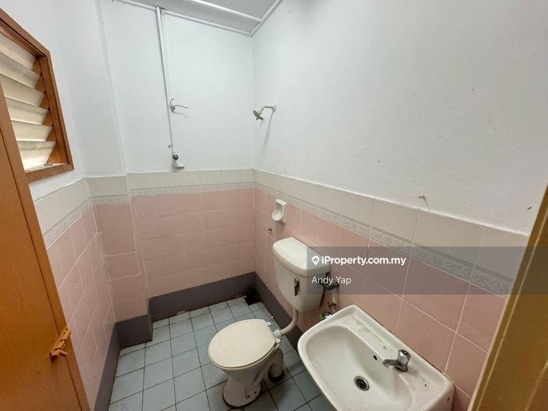 Terraced House for Sale in Bandar Country Homes, Rawang by Andy Yap - iProperty.com.my