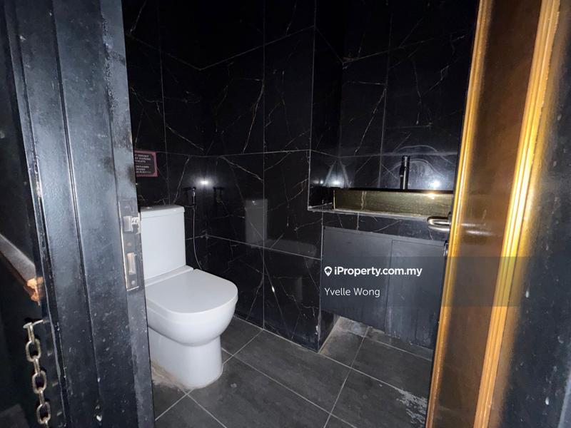 Office for Sale in Oval Damansara, Taman Tun Dr Ismail by Yvelle Wong - iProperty.com.my