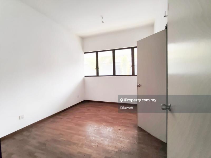 Bungalow House for Sale in Taman Adda Heights, Tebrau by Qiuwen - iProperty.com.my