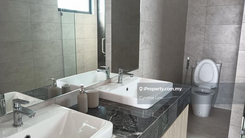 Rumah Berkembar untuk Dijual di Kuching, Sarawak oleh Cynthia Lim - iProperty.com.my