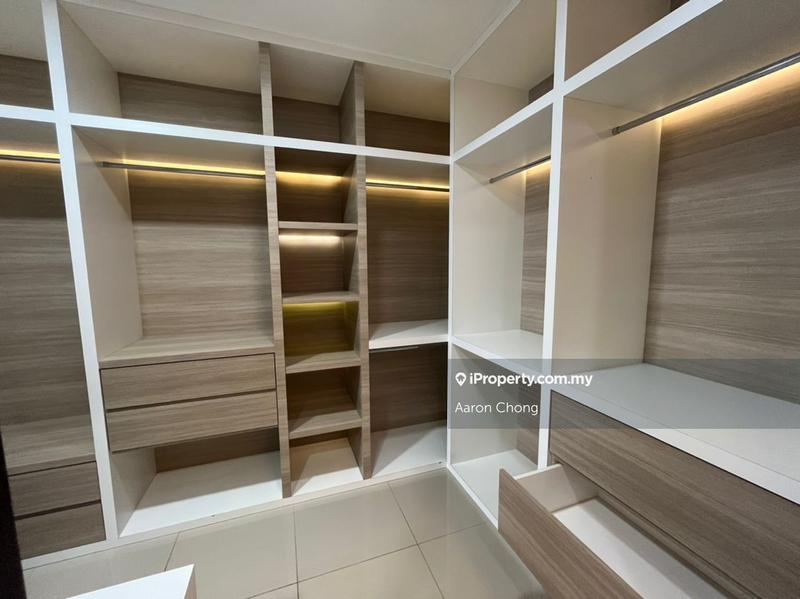Rumah Berangkai 4 Tingkat untuk Dijual di Batu 9, Cheras oleh Aaron Chong - iProperty.com.my