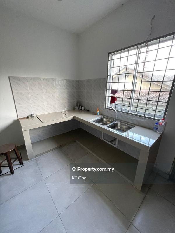 3.5-storey Terraced House for Sale in Taman Overseas Union (Taman Oug), Jalan Klang Lama (Old Klang Road) by KT Ong - iProperty.com.my