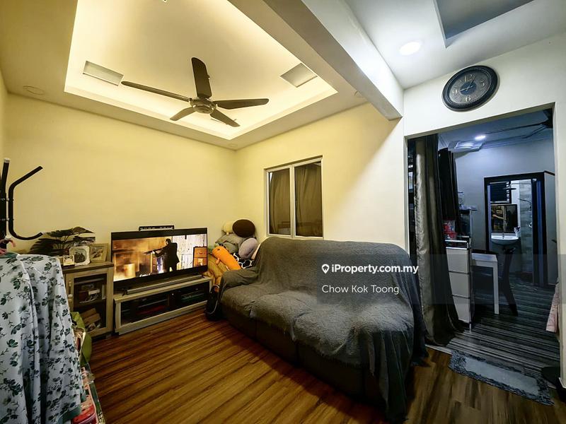 1-storey Terraced House for Sale in Bandar Putra Permai, Seri Kembangan by Chow Kok Toong - iProperty.com.my