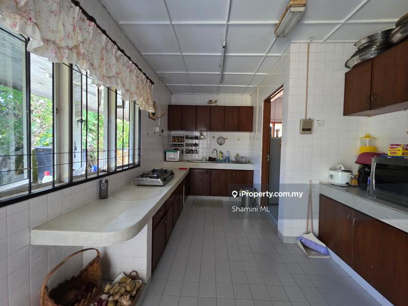 Bungalow House for Sale in Seksyen 5, Petaling Jaya by Shamini ML - iProperty.com.my