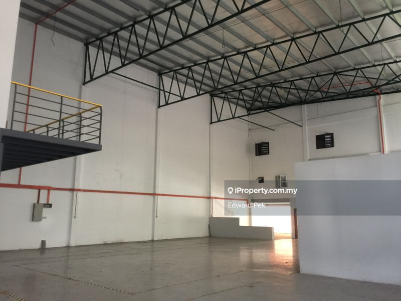 Kilang Berkembar untuk Disewa di Seksyen U1, Glenmarie oleh Edward Pek - iProperty.com.my