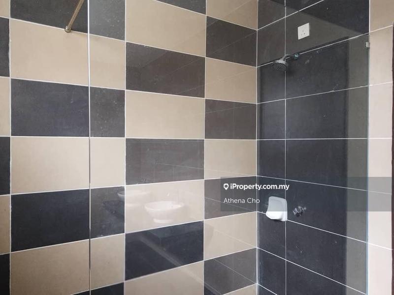 Bungalow House for Sale in Pekan Labu, Labu by Athena Cho - iProperty.com.my