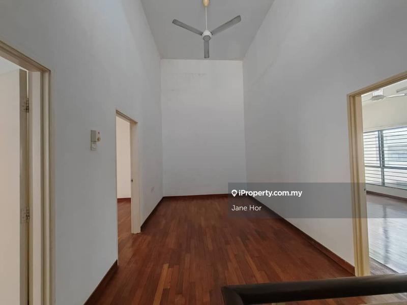 Townhouse for Sale in 16 Sierra, Puchong by Jane Hor - iProperty.com.my