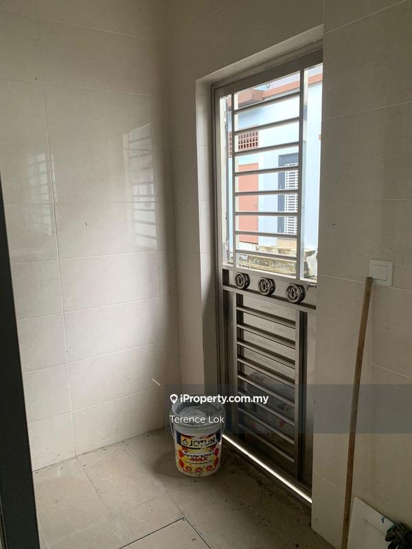 Rumah Teres 2-Tingkat untuk Dijual di Kepayang residence, Seremban 2 oleh Terence Lok - iProperty.com.my