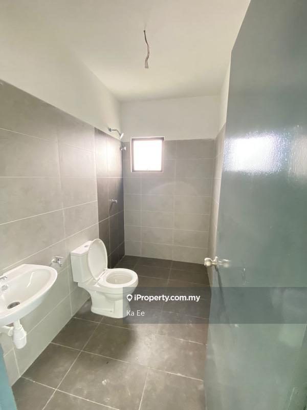 Rumah Berkembar untuk Dijual di Scientex Rawang, Rawang oleh Ka Ee - iProperty.com.my