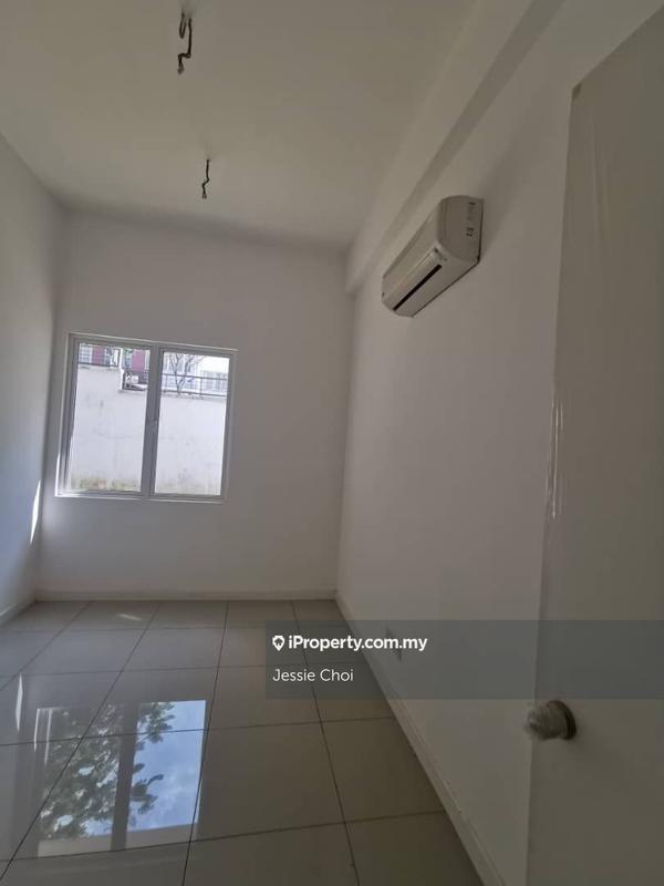 Rumah Berkembar untuk Dijual di Taman Meranti Jaya, Puchong oleh Jessie Choi - iProperty.com.my