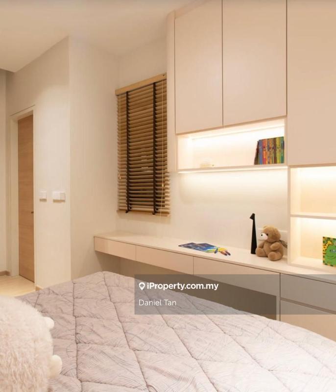 For Rent - Trinity Pentamont