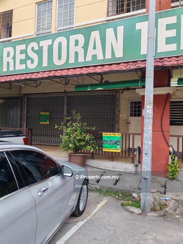 For Sale - 2 story shop at Serdang Tmn Putra Budiman (near Petronas Station)
