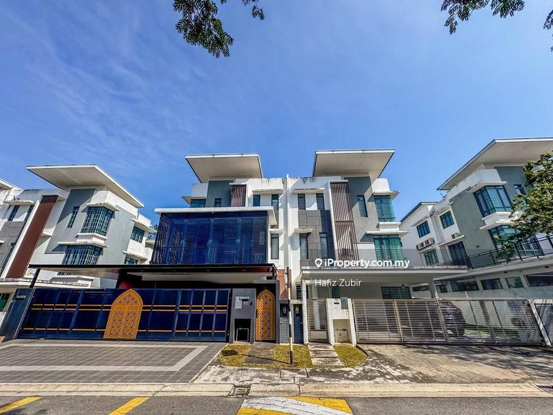 Semi-Detached House for Sale in Kajang, Selangor by Hafiz Zubir - iProperty.com.my