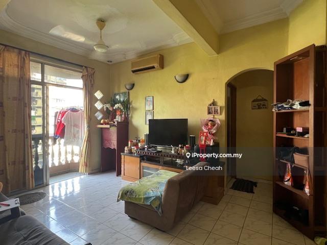 Apartment untuk Dijual di Bagan Sena oleh Leesa Cheah - Living Room - iProperty.com.my