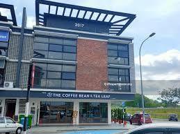 For Sale - 3 storey Rasah Prima Freehold Roi 4%+ Tenanted unit HIghway Tollside
