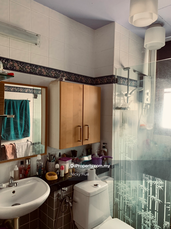 Kondominium untuk Dijual di Surian Condominium oleh Nicky Hue - iProperty.com.my