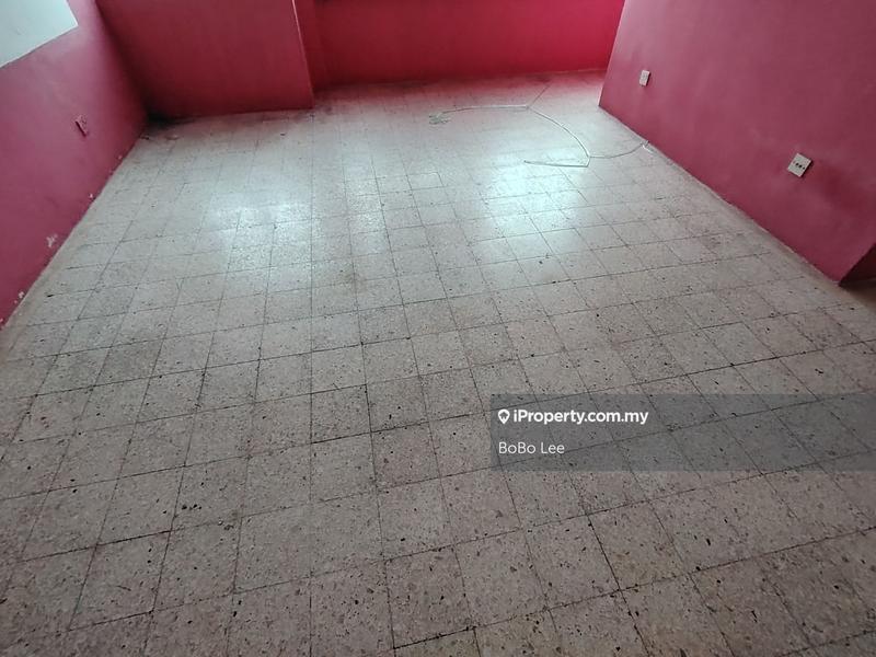 Flat for Sale in Taman Sri Sentosa by BoBo Lee - iProperty.com.my