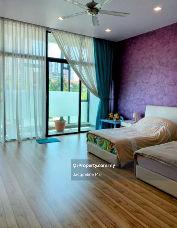 Rumah Berkembar untuk Dijual di Serdang, Seri Kembangan oleh Jacqueline Mar - iProperty.com.my