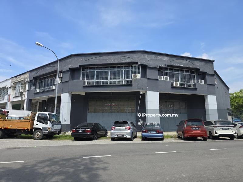 For Rent - Corner Lot 2 Storey Balakong Jaya