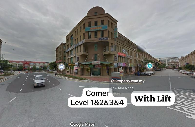 For Rent - 1st Floor Corner Office with Lift / Kota Damansara