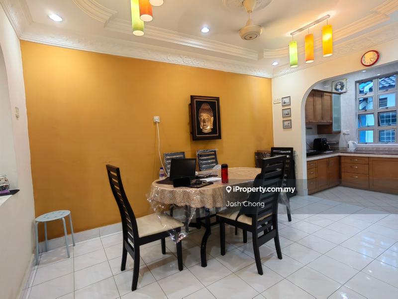 Rumah Berangkai 2.5 Tingkat untuk Dijual di Seksyen 7, Shah Alam oleh Josh Chong - iProperty.com.my
