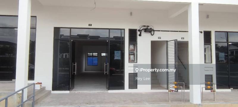 For Rent - Suitable for Clinic, Dental, 2 storey Shop, Kaze Hill (Bukit Kaze), Ulu Tiram