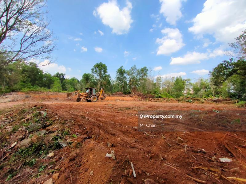 Banglo Tanah untuk Dijual di Balakong Cheras Kajang  Height Kajang, Seri Kembangan oleh Mr Chan - iProperty.com.my