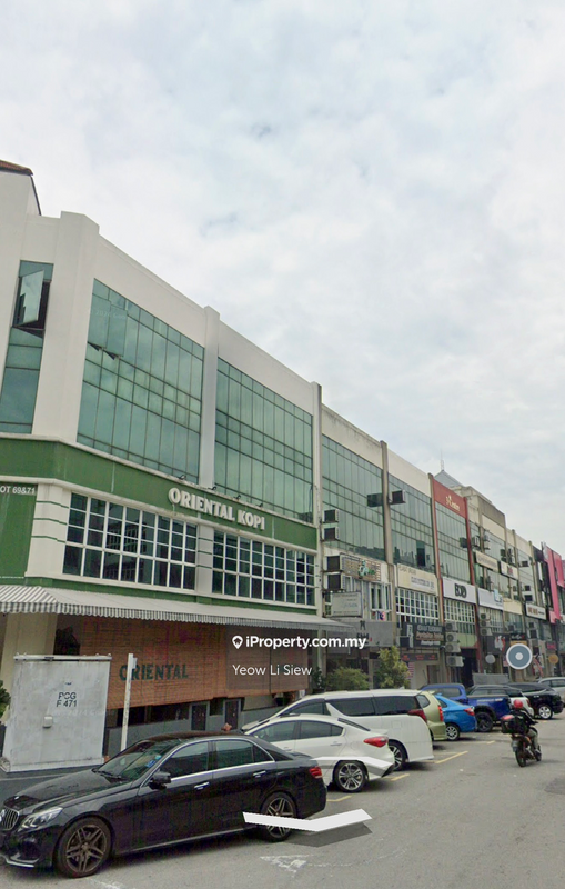 For Sale - BANDAR PUTERI PUCHONG 4 STOREY FREEHOLD SAME ROW WITH BANKS
