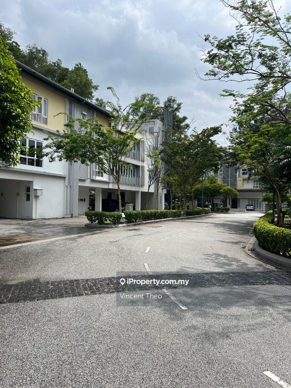 Semi-Detached House for Sale in Taman Melawati, Ulu Kelang by Vincent Theo - iProperty.com.my