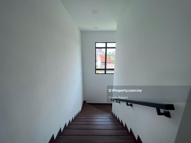 Rumah Berkembar untuk Dijual di Seksyen 5, Petaling Jaya oleh Gajen Palam - iProperty.com.my