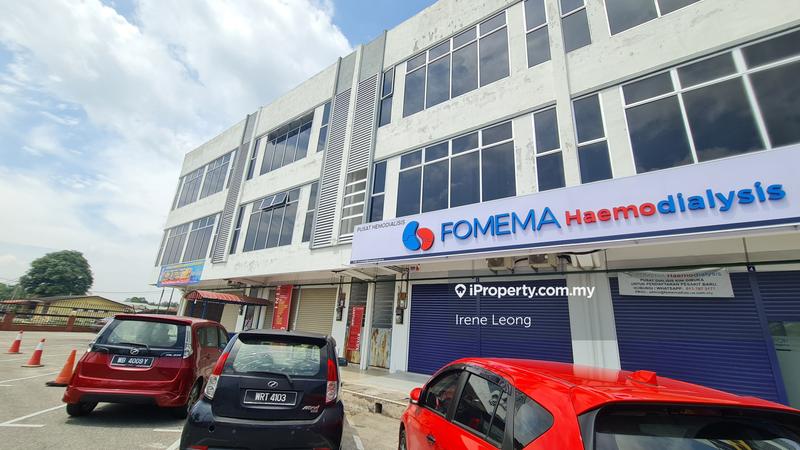 For Sale - Temerloh (Tmn Semantan Indah) 3 Storey Commercial Shop for Sale
