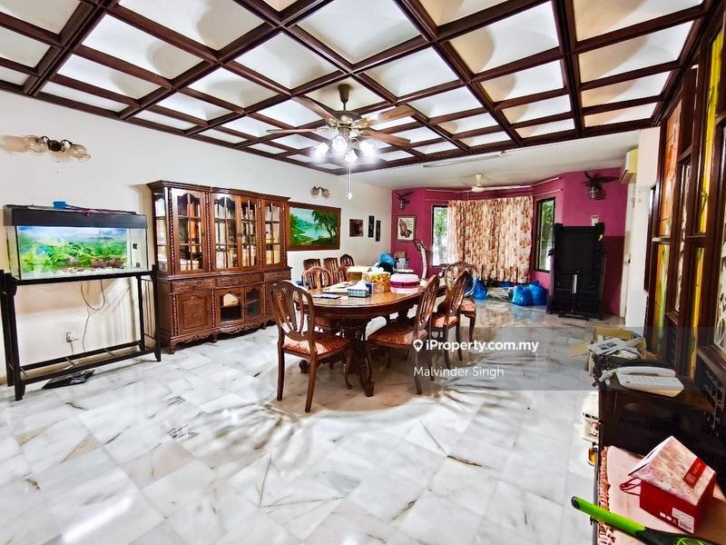 Bungalow House untuk Dijual di Ukay Heights, Ampang oleh Mel Walia - iProperty.com.my