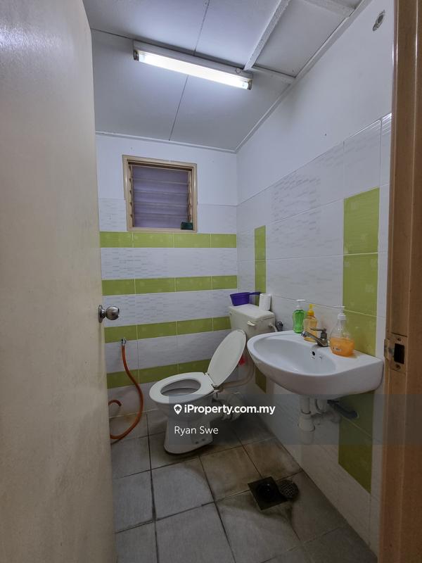 Pejabat untuk Dijual di Taman Pusat Kepong, Kepong oleh Ryan Swe - iProperty.com.my